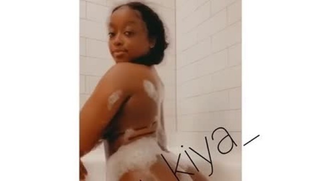 OG KIYA NUDE TWERK